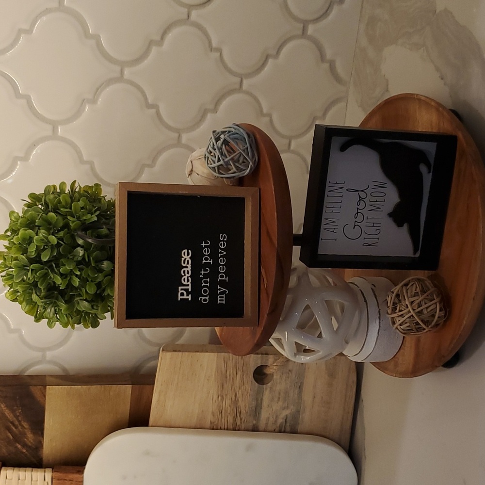 Cattitude tiered tray signs